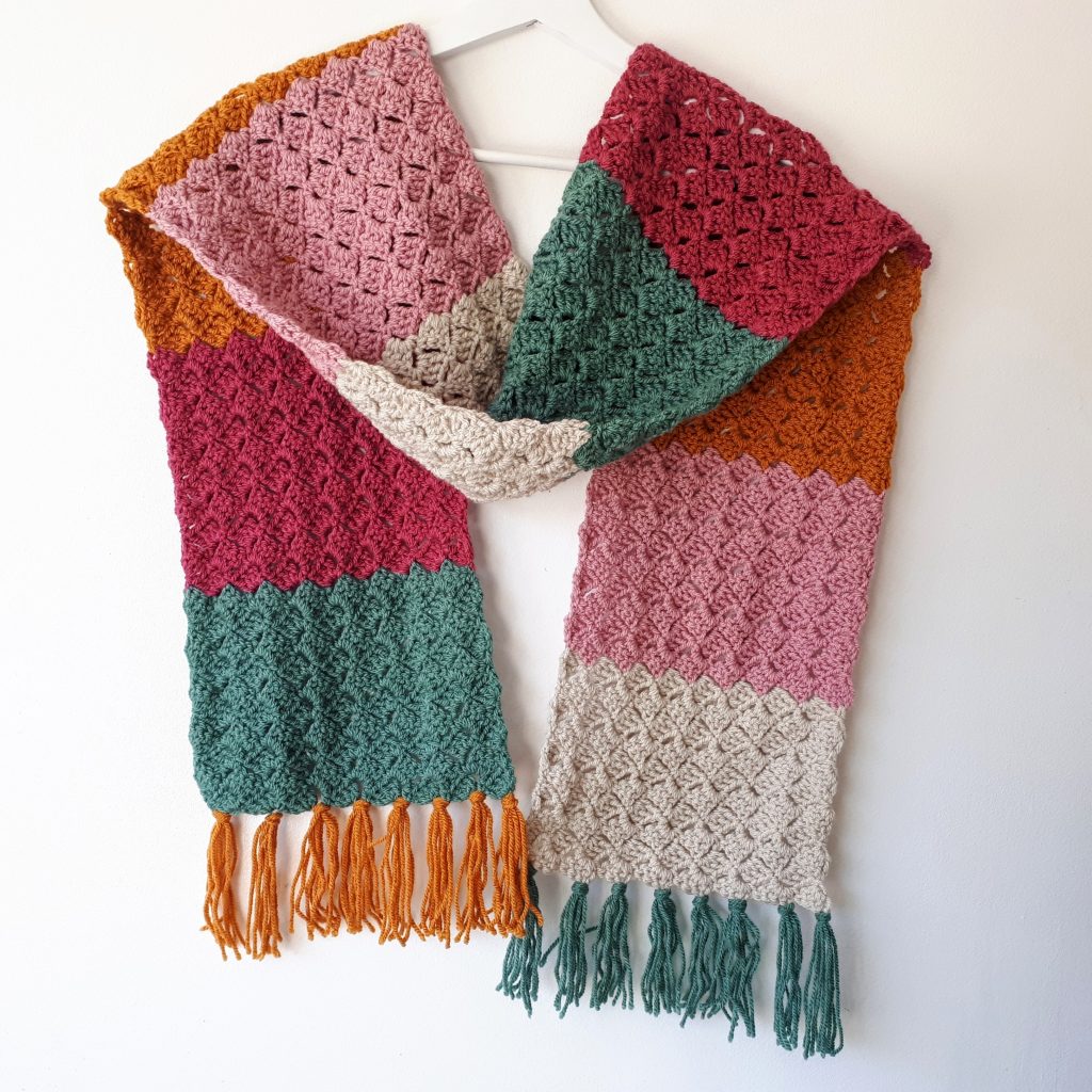 18 Easy Crochet Scarf Patterns to Make Today - EasyCrochet.com