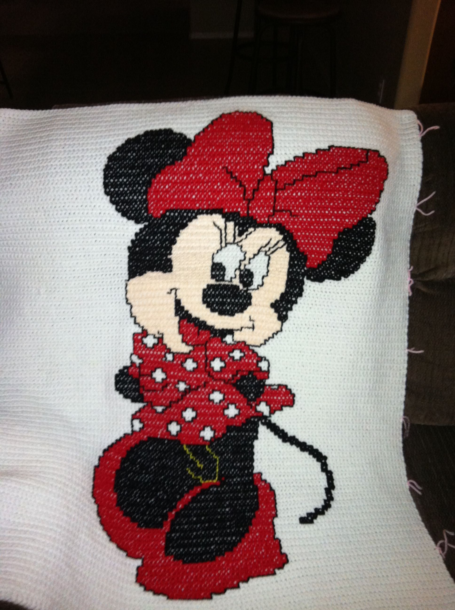 Free Crochet Pattern For Minnie Mouse Afghan : minnie mouse crochet