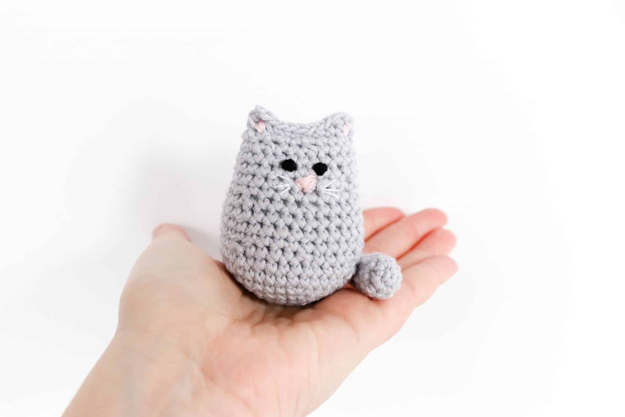 Itty Bitty Crochet Kitty | Free Crochet Cat Pattern
